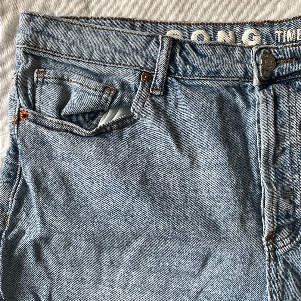 SONG Ripped Jeans - Picture 2 of 5